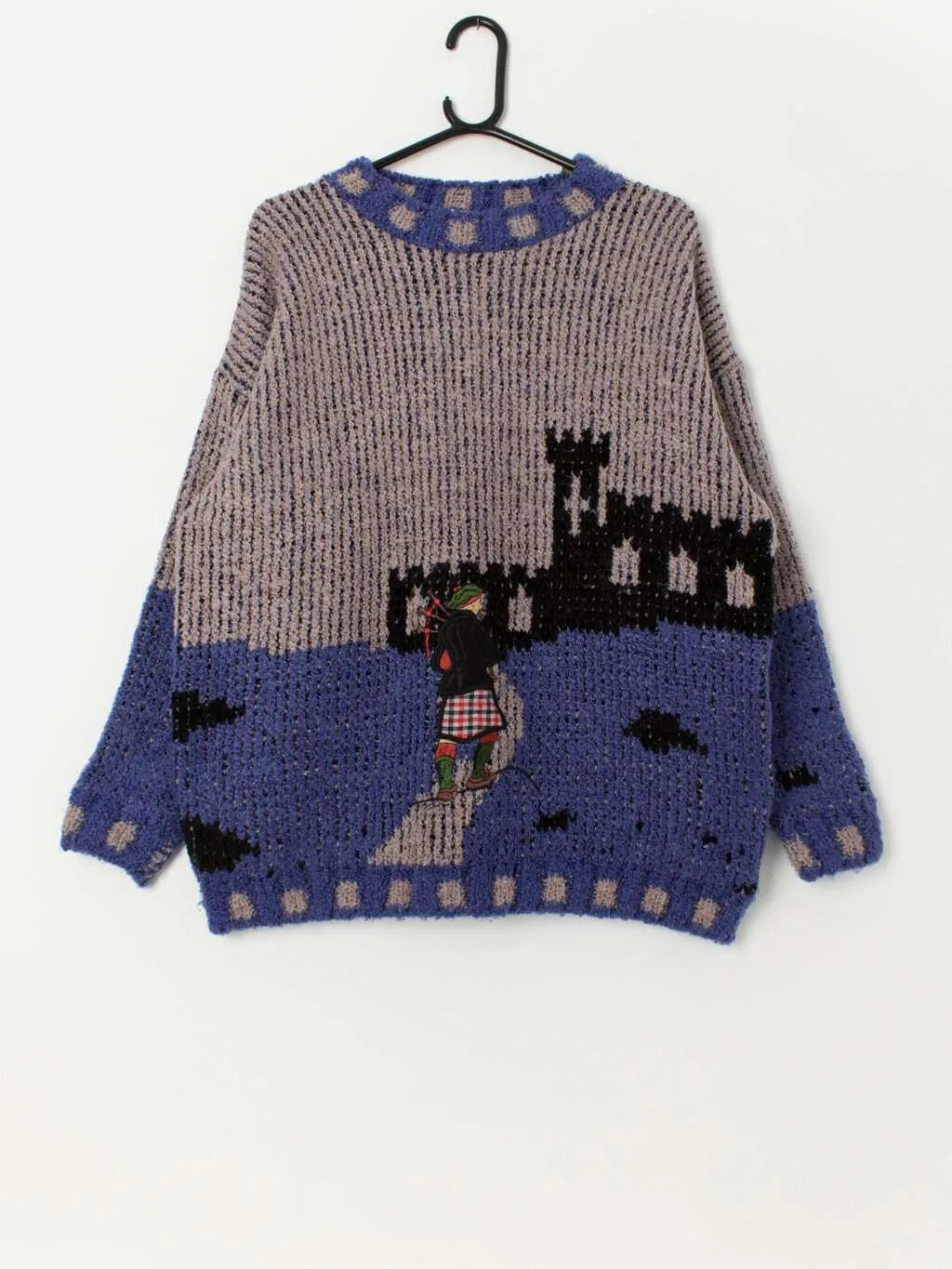 90s vintage oversized blue chunky knit jumper, Scottish theme – Large