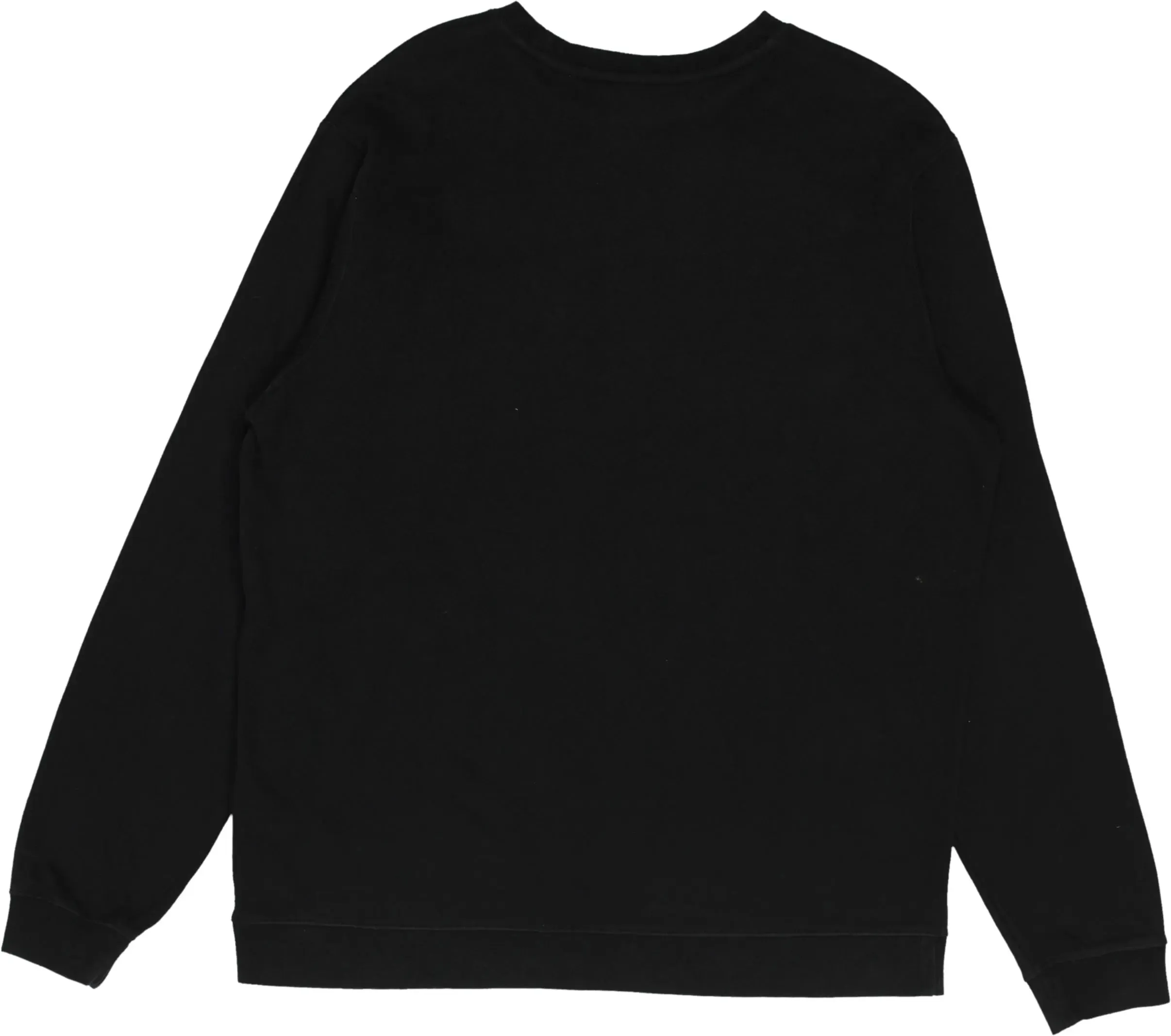 Black Nike sweater | ThriftTale