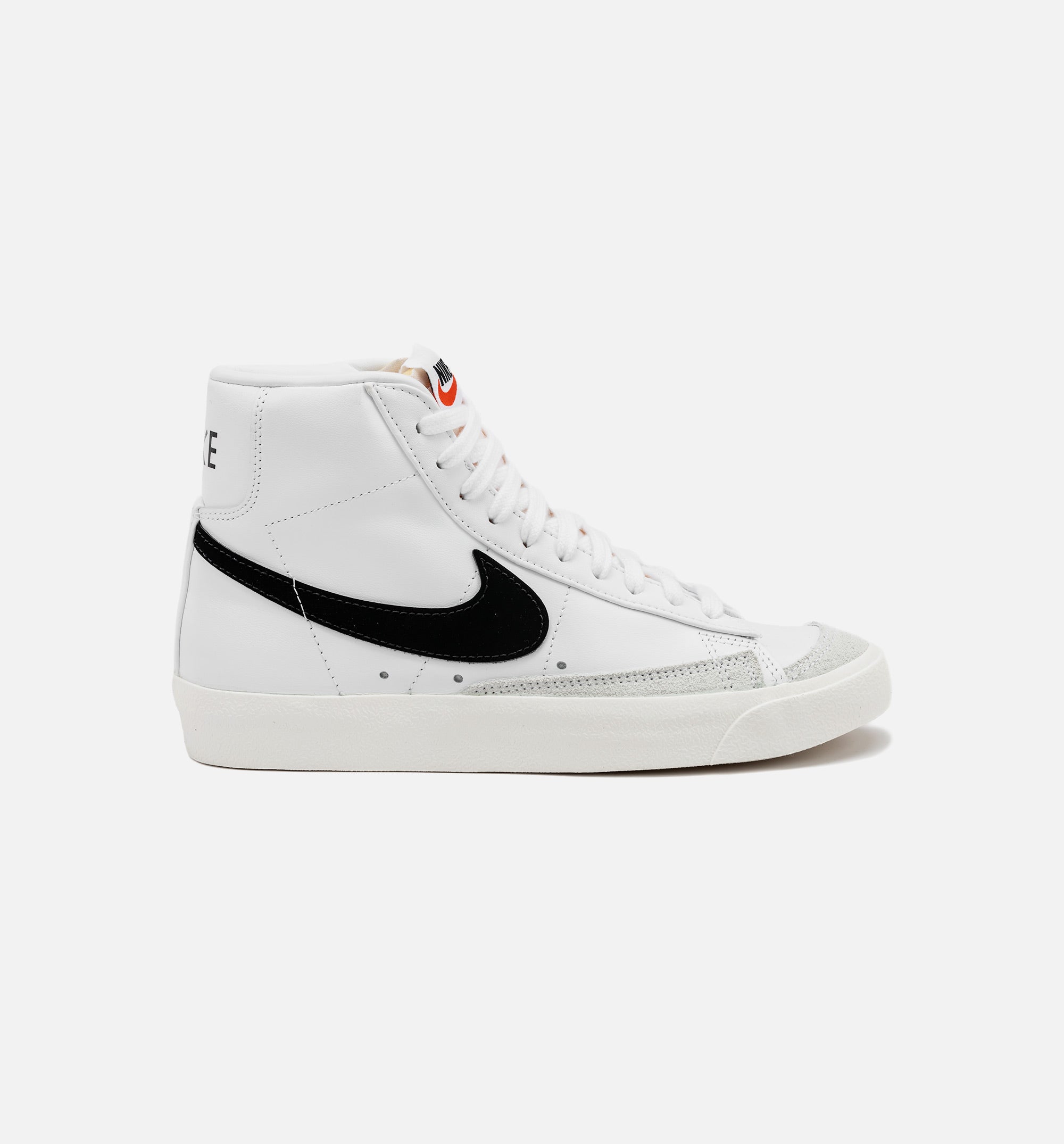 Blazer Mid 77 Womens Lifestyle Shoe - White/Black