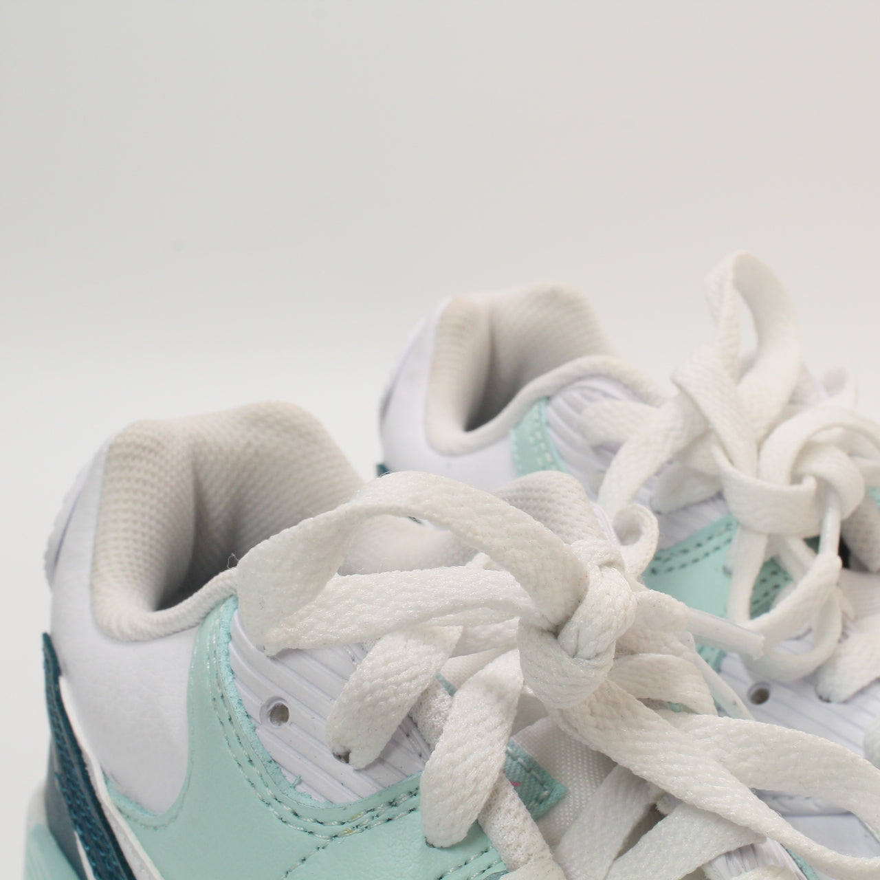 Kids Nike Air Max 90 Gs White White Jade Ice Geode Teal Uk Size 5.5