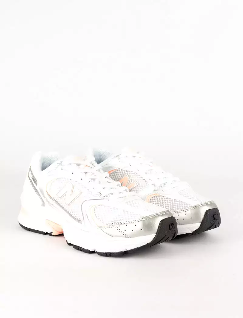 New Balance 530 Trainers White / Cloud Pink