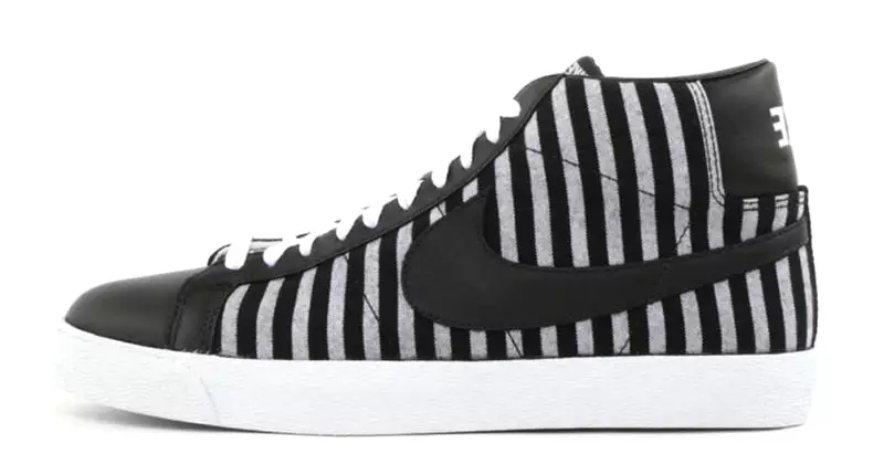 Nike SB Blazer Mid Pinstripe