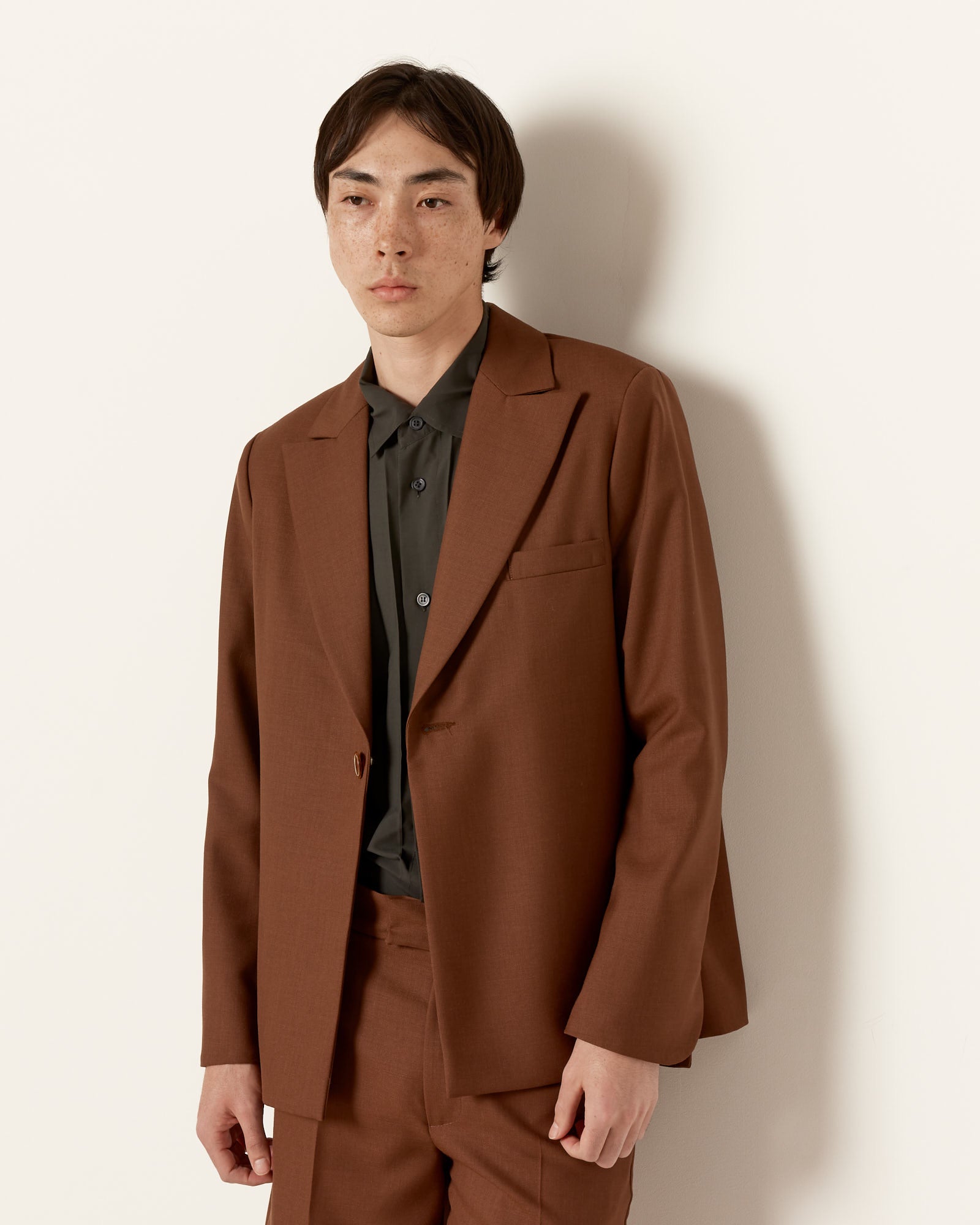 Power Blazer in Mid Brown