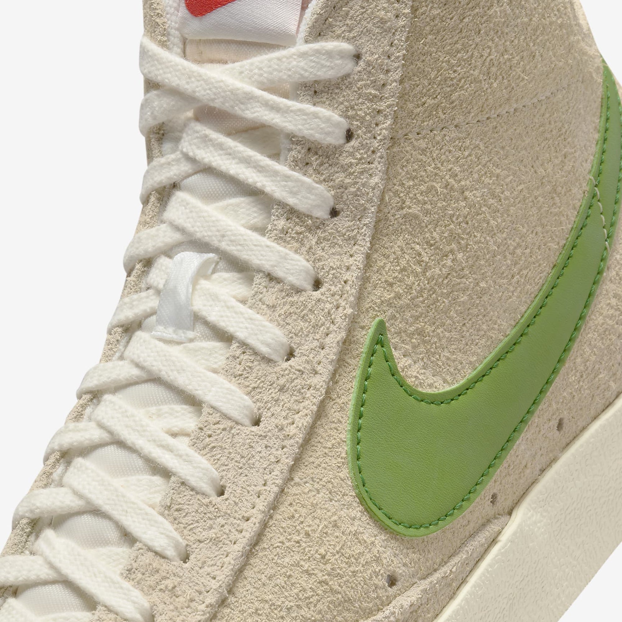 WMN'S BLAZER MID '77 VINTAGE 'MUSLIN/CHLOROPHYLL-COCONUT MILK-SAIL'